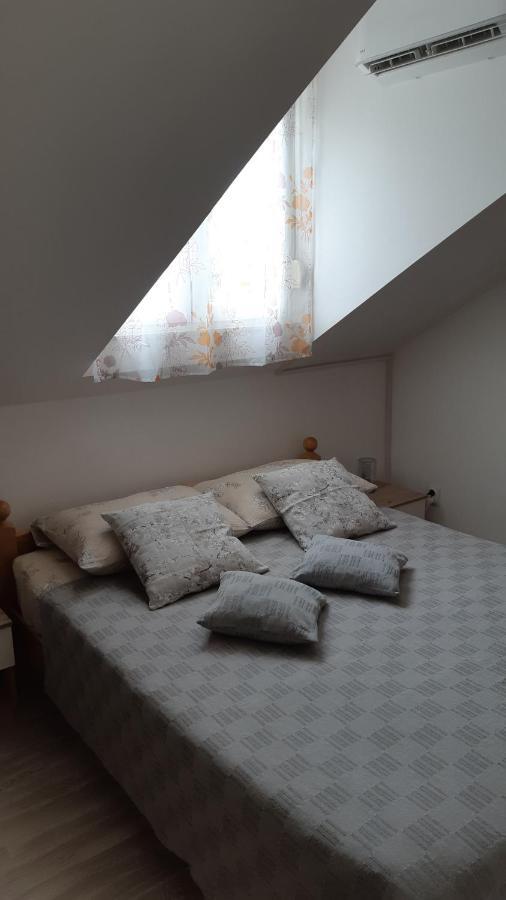 Seaview Apartment Омиш Экстерьер фото